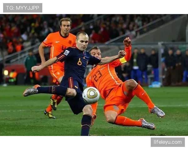 哈维中场直塞如何激活球队进攻：从组织核心到推进引擎的角色转变